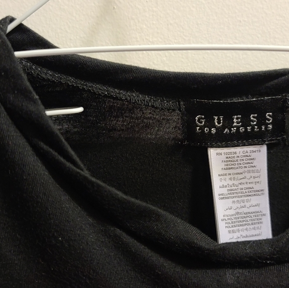 📻4/$15 3T Guess? Tshirt - Picture 8 of 8